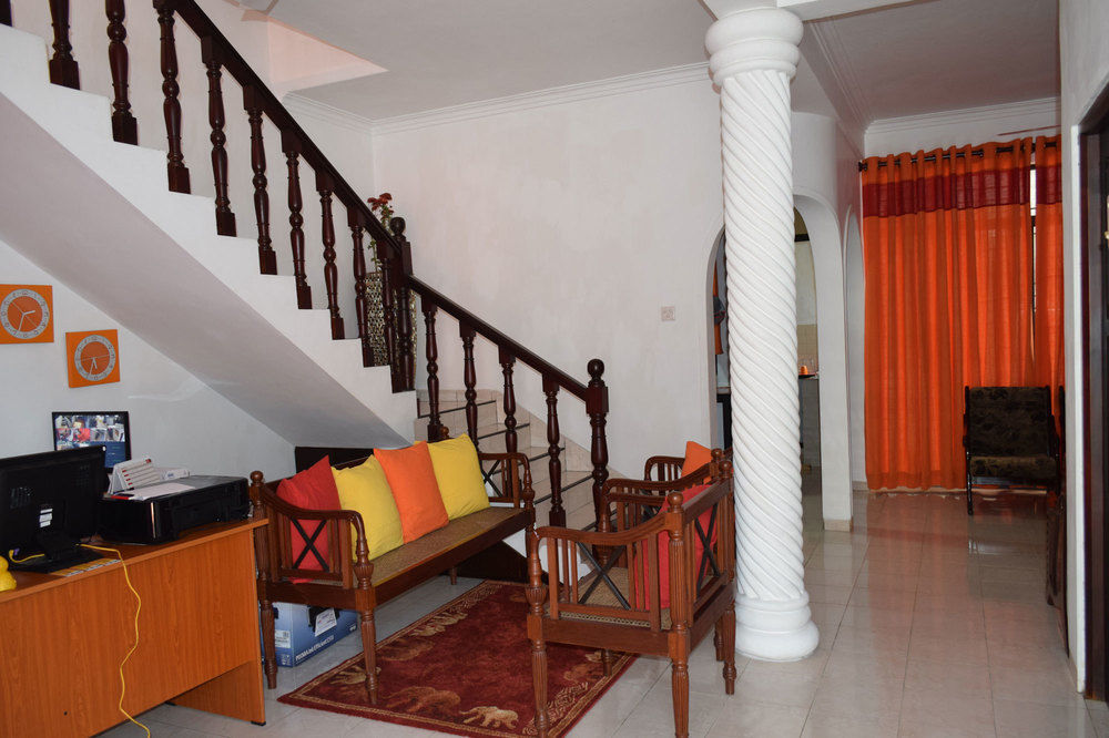 Thambili Island @ Stubbs Hotel Colombo Buitenkant foto