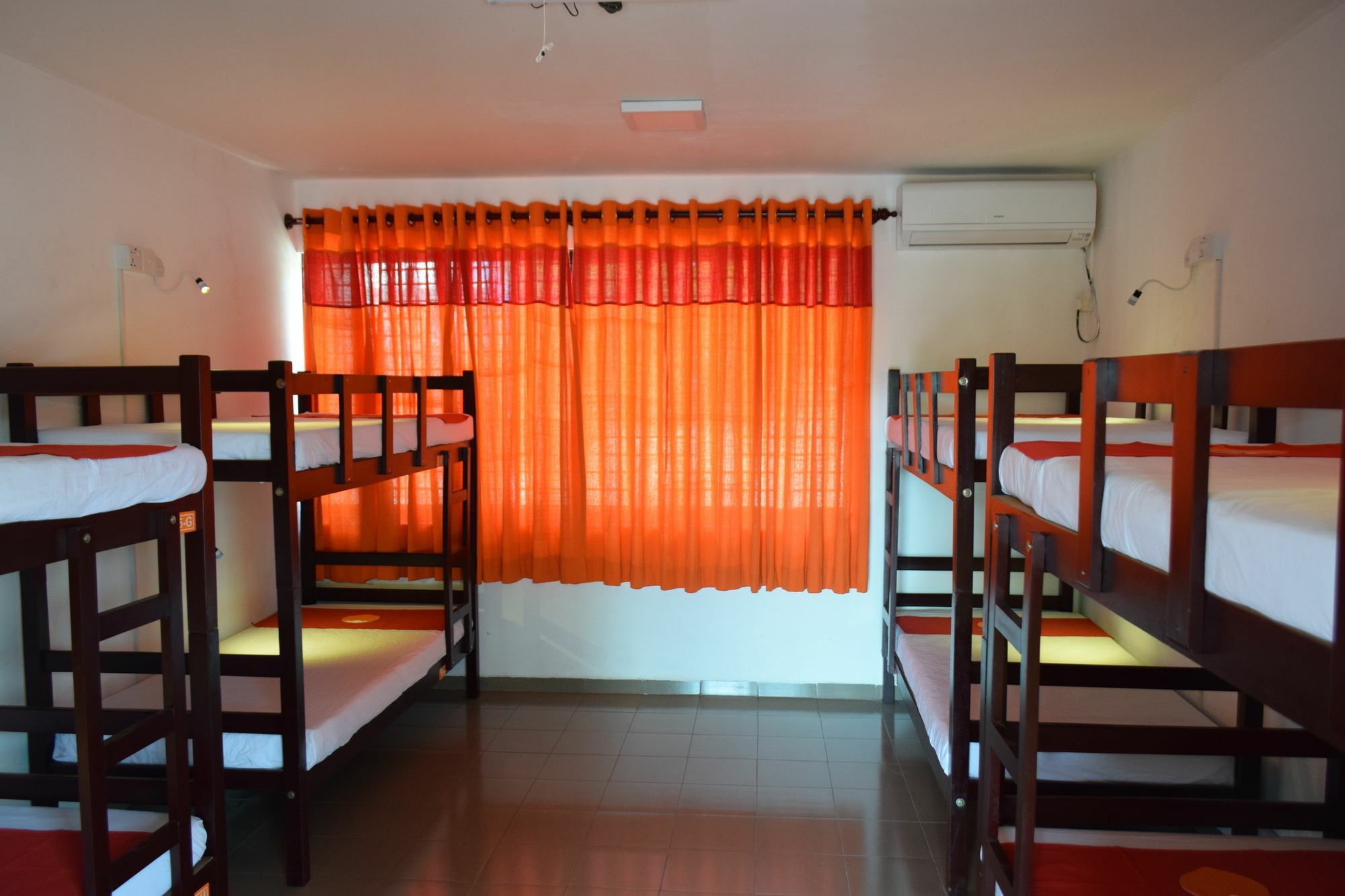 Thambili Island @ Stubbs Hotel Colombo Buitenkant foto